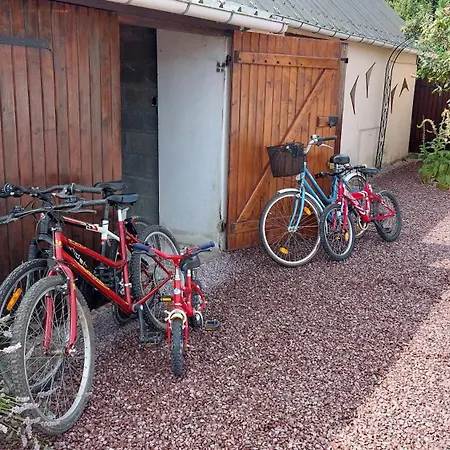 La P'etit Maison Rose * Malouy